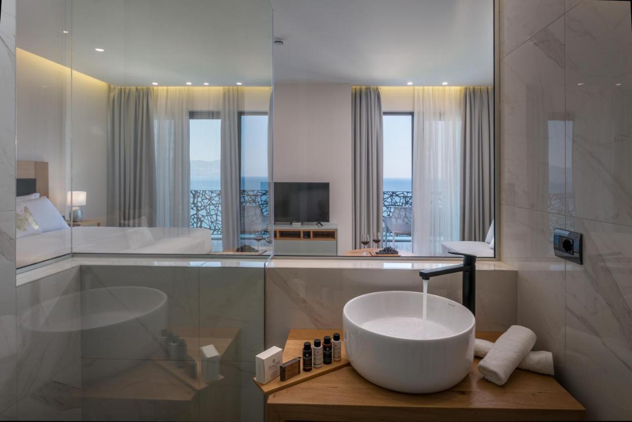 Junior Suite with Balcony Sea View,695659209:JPEG